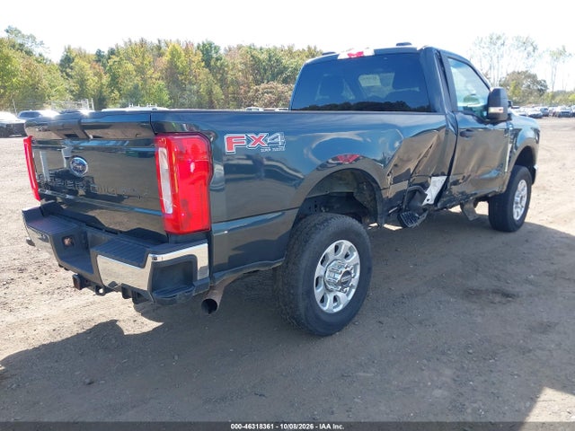 46318361 :رقم المزاد ، 1FTRF3BN7REF04853 vin ، 2024 Ford F-350 Xlt مزاد بيع