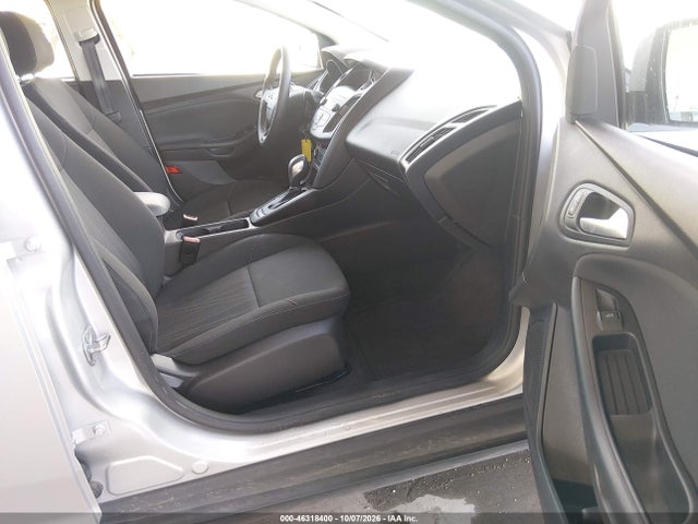 Продажа на аукционе авто 2018 Ford Focus Se, vin: 1FADP3F25JL327300, номер лота: 46318400
