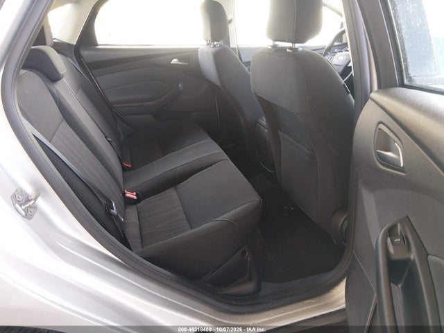 Продажа на аукционе авто 2018 Ford Focus Se, vin: 1FADP3F25JL327300, номер лота: 46318400
