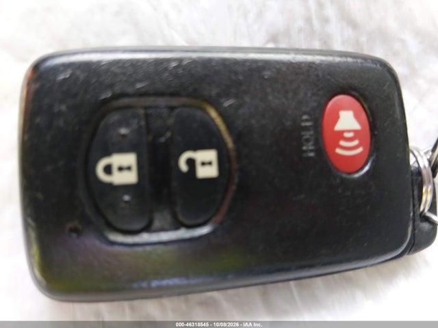 46318545 :رقم المزاد ، JTDKN3DU3F1930308 vin ، 2015 Toyota Prius Three مزاد بيع