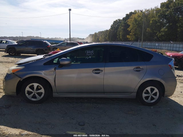 46318545 :رقم المزاد ، JTDKN3DU3F1930308 vin ، 2015 Toyota Prius Three مزاد بيع