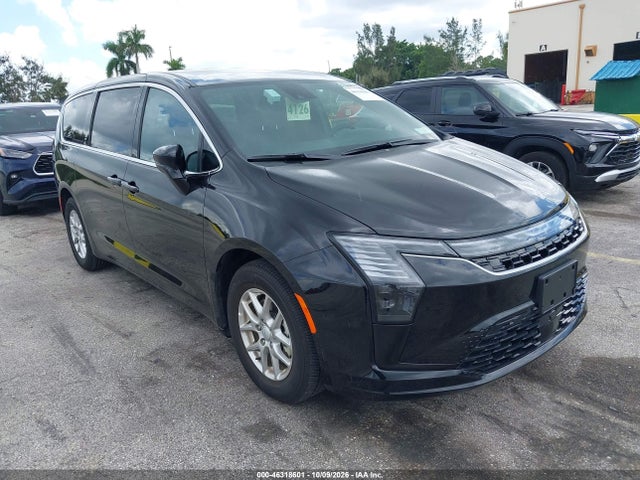 Продаж на аукціоні авто 2027 Chrysler Pacifica, vin: 2C4RC1BG0VR580717, номер лоту: 46318601