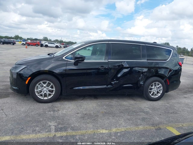 Продаж на аукціоні авто 2027 Chrysler Pacifica, vin: 2C4RC1BG0VR580717, номер лоту: 46318601