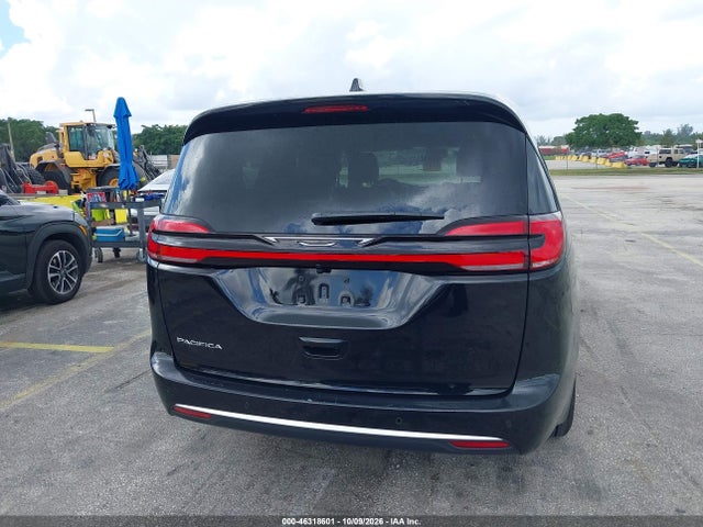 Продаж на аукціоні авто 2027 Chrysler Pacifica, vin: 2C4RC1BG0VR580717, номер лоту: 46318601