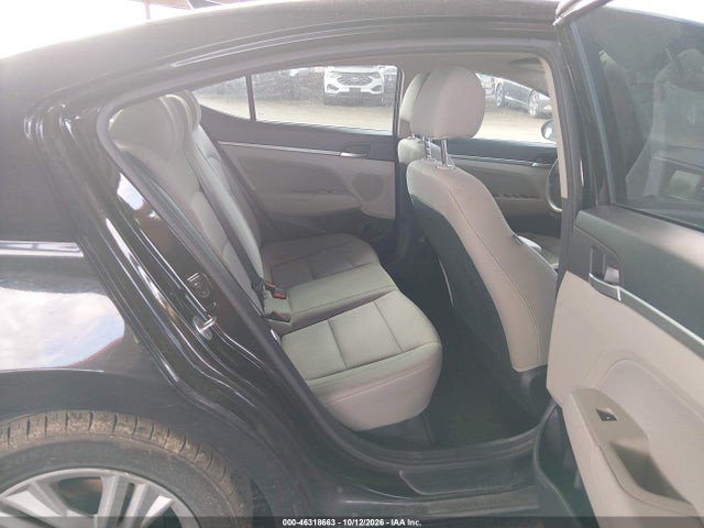 46318663 :رقم المزاد ، 5NPD84LF1KH415982 vin ، 2019 Hyundai Elantra Sel مزاد بيع