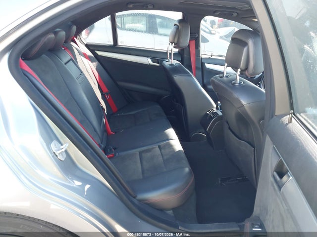 2013 Mercedes-benz C 250 Sport მანქანა იყიდება აუქციონზე, vin: WDDGF4HB8DR254654, აუქციონის ნომერი: 46318673