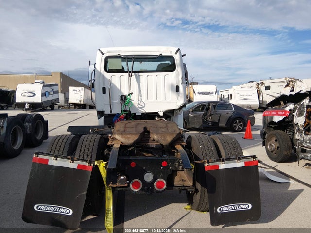 Продажа на аукционе авто 2025 Freightliner M2 106, vin: 3AKBCYD2XSDVK7797, номер лота: 46318677