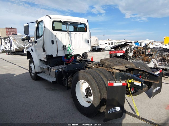 Продажа на аукционе авто 2025 Freightliner M2 106, vin: 3AKBCYD2XSDVK7797, номер лота: 46318677