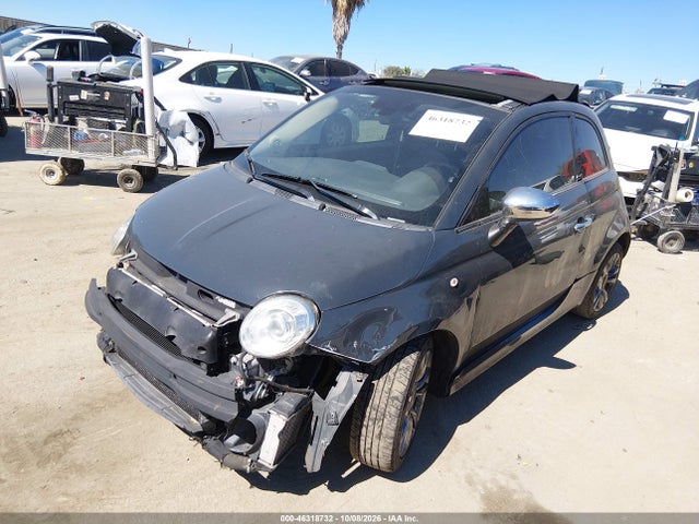 Fiat 500c Lounge 2018 3C3CFFEH9JT257129 Image 2