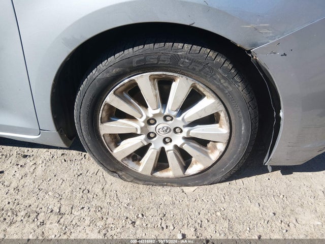 46318862 :رقم المزاد ، 5TDDK3DC7BS006895 vin ، 2011 Toyota Sienna Xle مزاد بيع