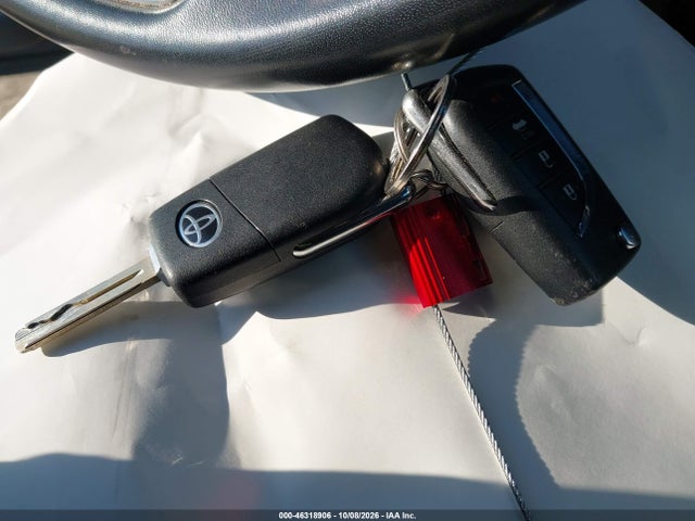46318906 :رقم المزاد ، 4T1B11HK4KU778536 vin ، 2019 Toyota Camry Se مزاد بيع