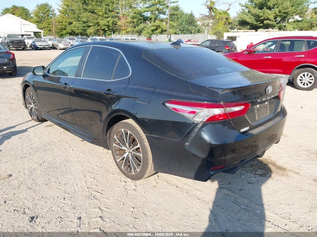 46318906 :رقم المزاد ، 4T1B11HK4KU778536 vin ، 2019 Toyota Camry Se مزاد بيع