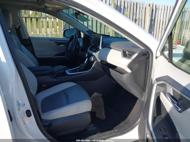Продаж на аукціоні авто 2019 Toyota Rav4 Xle Premium, vin: JTMA1RFV1KD511432, номер лоту: 46318967