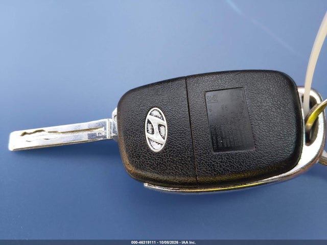 KM8J33A46HU282742 Hyundai TUCSON SE
