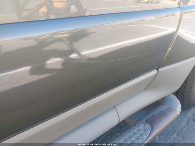 46319164 :رقم المزاد ، 1FMYU60E12UB28955 vin ، 2002 Ford Explorer Sport مزاد بيع