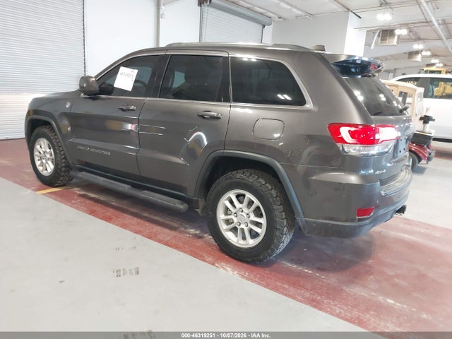 Jeep Grand Cherokee Laredo E 4x4 2019 1C4RJFAG0KC754262 Image 3
