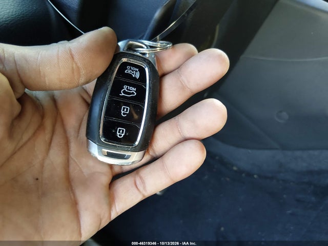 Продажа на аукционе авто 2018 Hyundai Elantra Gt Sport, vin: KMHH55LC5JU077007, номер лота: 46319346