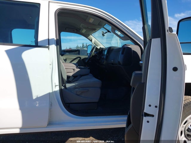 46319361 :رقم المزاد ، 1GC4KYCGXJF272492 vin ، 2018 Chevrolet Silverado 3500hd Wt مزاد بيع