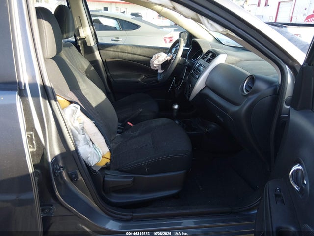 3N1CN7AP7JL844823 Nissan Versa 1.6 Sv