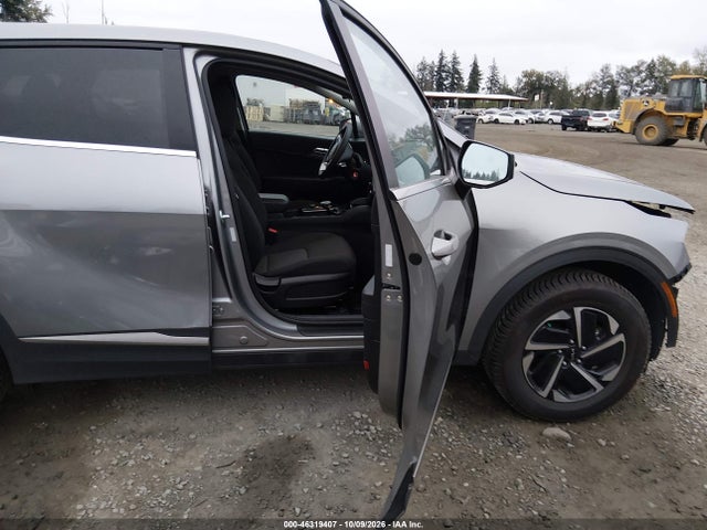 KNDPUCAG9P7033869 KIA Sportage Hybrid Lx
