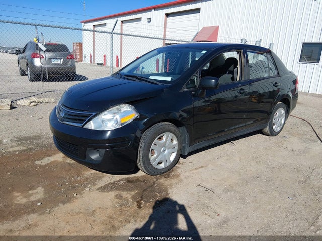46319661 :رقم المزاد ، 3N1BC1AP0BL358726 vin ، 2011 Nissan Versa 1.8s مزاد بيع