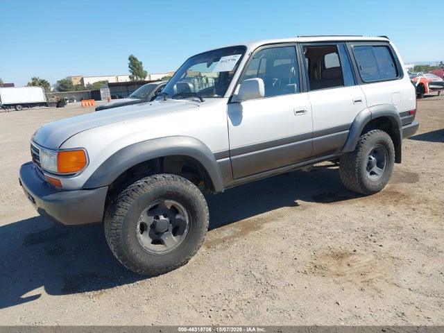 46319706 :رقم المزاد ، JT3HJ85J1V0165390 vin ، 1997 Toyota Land Cruiser مزاد بيع