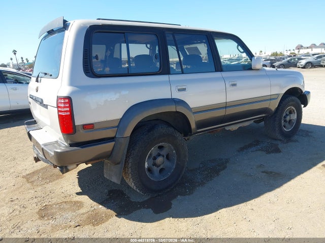 46319706 :رقم المزاد ، JT3HJ85J1V0165390 vin ، 1997 Toyota Land Cruiser مزاد بيع