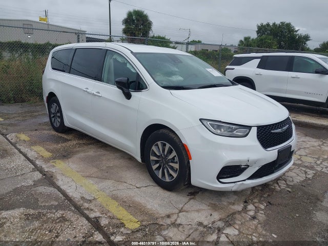 Продажа на аукционе авто 2024 Chrysler Pacifica Hybrid Select, vin: 2C4RC1S76RR153418, номер лота: 46319791