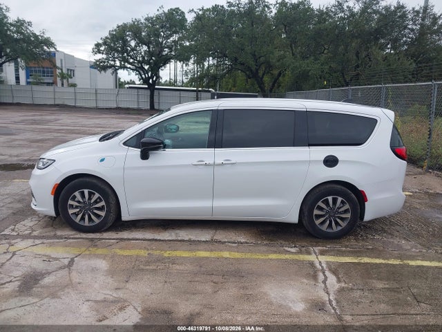 Продажа на аукционе авто 2024 Chrysler Pacifica Hybrid Select, vin: 2C4RC1S76RR153418, номер лота: 46319791