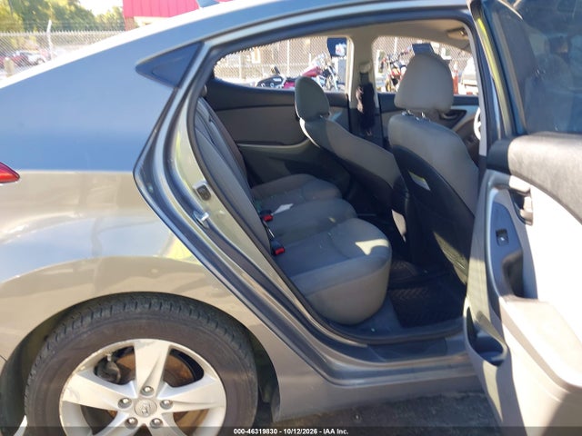 46319830 :رقم المزاد ، 5NPDH4AE0DH246938 vin ، 2013 Hyundai Elantra Gls مزاد بيع