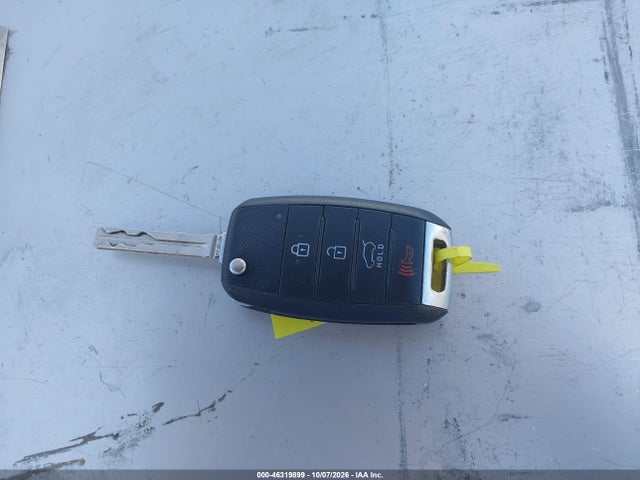 KIA Soul 2016 KNDJN2A21G7288663 Image 11
