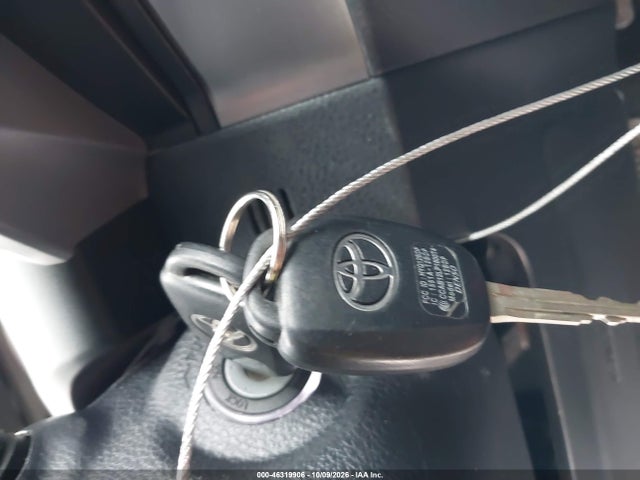 46319906 :رقم المزاد ، 3TYSZ5AN1MT017127 vin ، 2021 Toyota Tacoma Sr5 V6 مزاد بيع