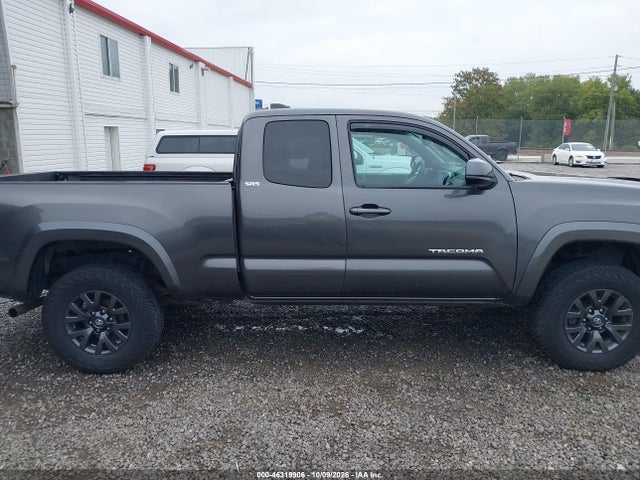 46319906 :رقم المزاد ، 3TYSZ5AN1MT017127 vin ، 2021 Toyota Tacoma Sr5 V6 مزاد بيع