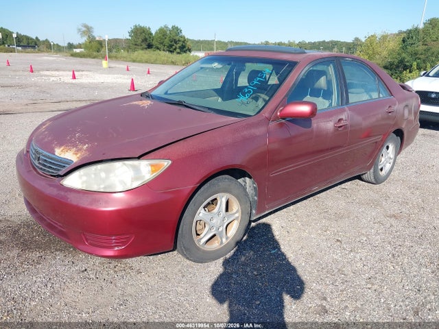 46319954 :رقم المزاد ، JTDBE32K263040291 vin ، 2006 Toyota Camry Le مزاد بيع