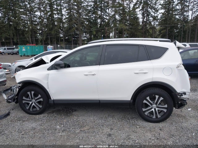 Aukcja sprzedaży 2018 Toyota Rav4 Le, vin: JTMZFREVXJJ735661, numer aukcji: 46320117