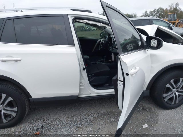 Aukcja sprzedaży 2018 Toyota Rav4 Le, vin: JTMZFREVXJJ735661, numer aukcji: 46320117