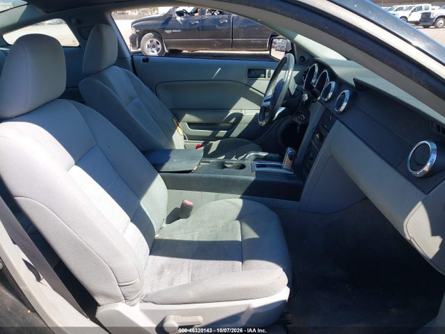 Продажа на аукционе авто 2007 Ford Mustang V6 Deluxe/v6 Premium, vin: 1ZVFT80N675354322, номер лота: 46320143
