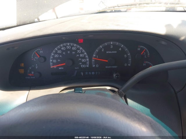 Продажа на аукционе авто 2000 Ford Expedition Xlt, vin: 1FMRU15L1YLB48135, номер лота: 46320146