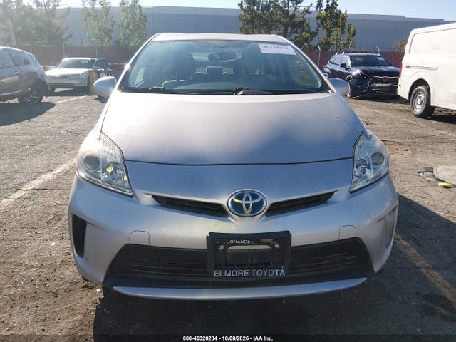 Toyota Prius Two 2015 JTDKN3DU5F0396881 Image 12