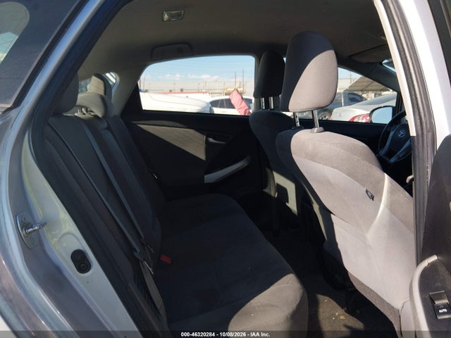 Toyota Prius Two 2015 JTDKN3DU5F0396881 Image 8
