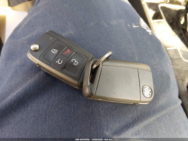46320305 :رقم المزاد ، 3VWC57BU9MM058454 vin ، 2021 Volkswagen Jetta 1.4t R-line/1.4t S/1.4t Se مزاد بيع