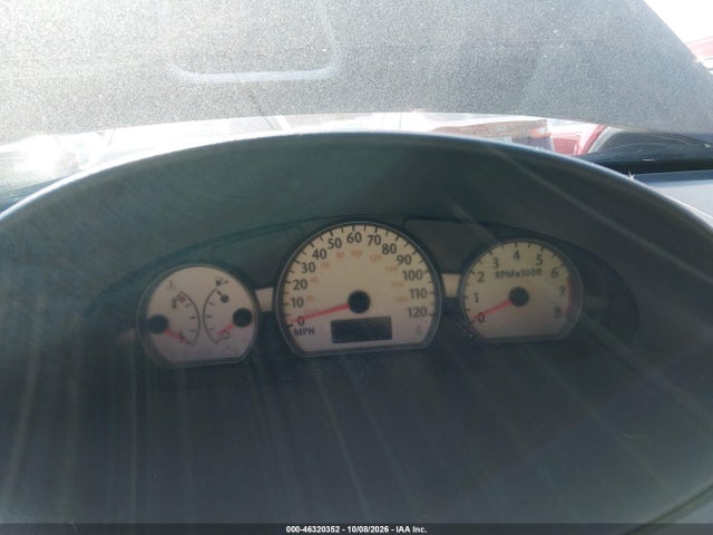 2003 Saturn Ion 3 მანქანა იყიდება აუქციონზე, vin: 1G8AL52F23Z153922, აუქციონის ნომერი: 46320352