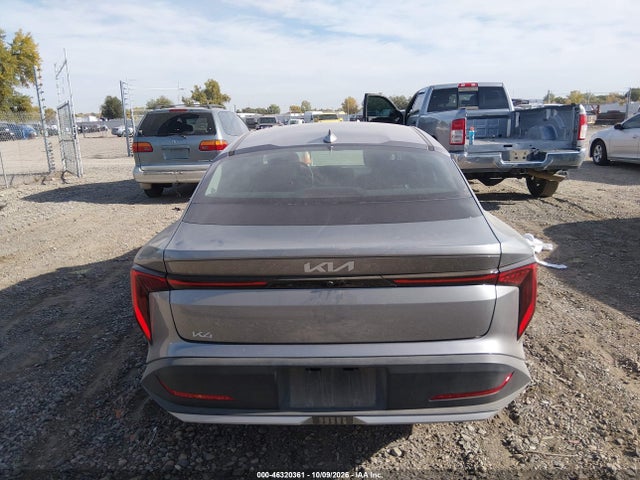 2026 Kia K4 Lxs მანქანა იყიდება აუქციონზე, vin: 3KPFT4DE2TE313643, აუქციონის ნომერი: 46320361