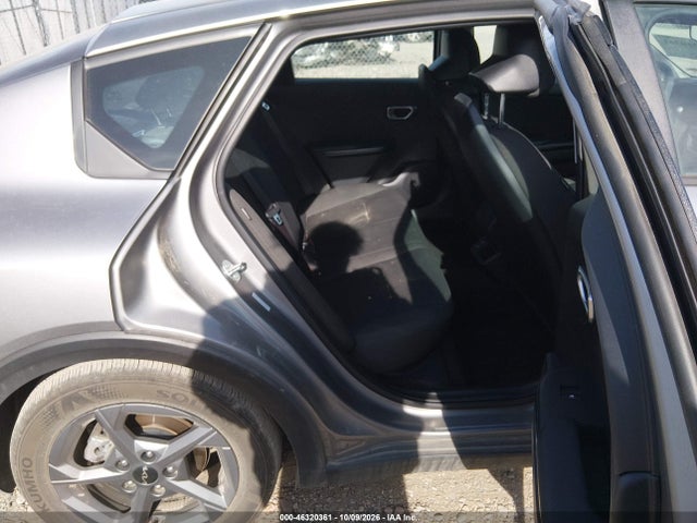 2026 Kia K4 Lxs მანქანა იყიდება აუქციონზე, vin: 3KPFT4DE2TE313643, აუქციონის ნომერი: 46320361