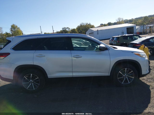 Продаж на аукціоні авто 2019 Toyota Highlander Xle, vin: 5TDJZRFH3KS601964, номер лоту: 46320370
