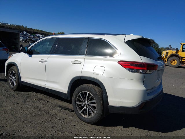 Продаж на аукціоні авто 2019 Toyota Highlander Xle, vin: 5TDJZRFH3KS601964, номер лоту: 46320370