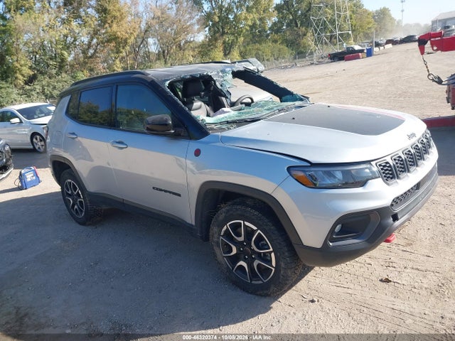 46320374 :رقم المزاد ، 3C4NJDDN0ST621714 vin ، 2025 Jeep Compass Trailhawk 4x4 مزاد بيع