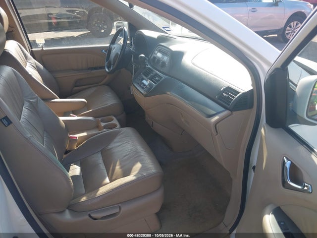 46320388 :رقم المزاد ، 5FNRL38656B410070 vin ، 2006 Honda Odyssey Ex-l مزاد بيع