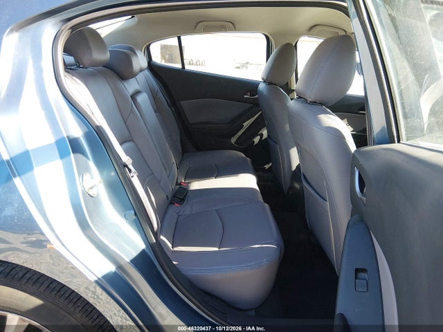 Продажа на аукционе авто 2016 Mazda Mazda3 I Sport, vin: JM1BM1U74G1277801, номер лота: 46320437