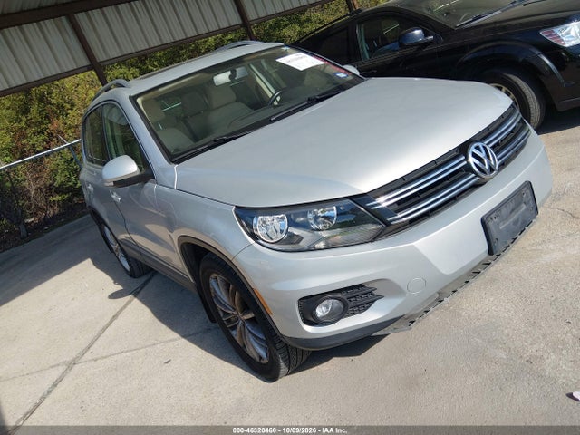 2015 Volkswagen Tiguan Sel მანქანა იყიდება აუქციონზე, vin: WVGAV7AX6FW556034, აუქციონის ნომერი: 46320460
